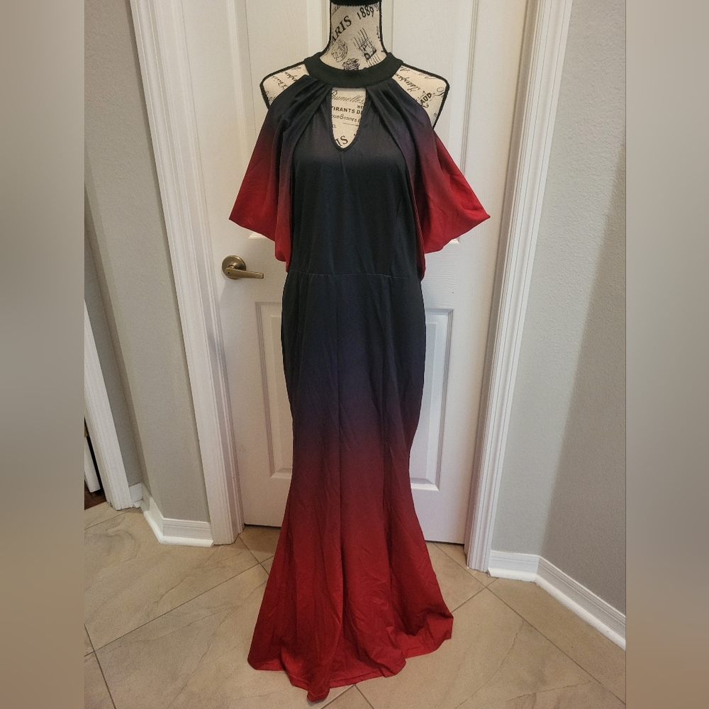 Womens XL Halter Top Black and Red Formal Dress